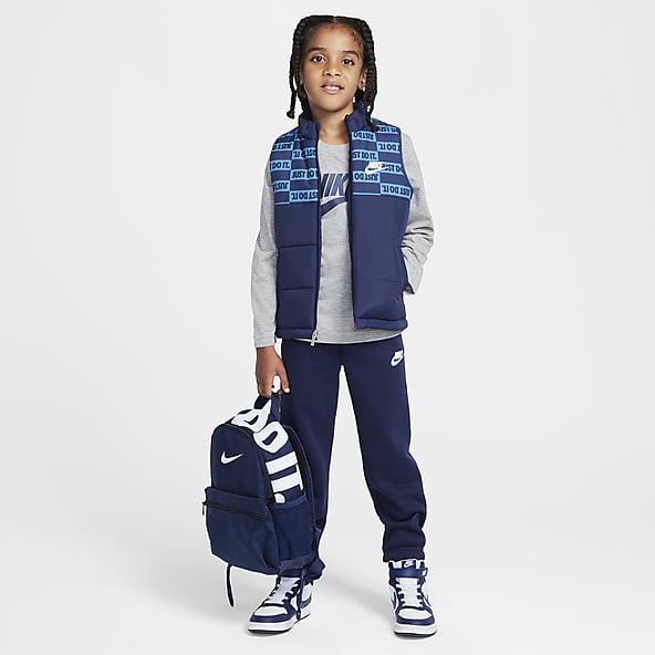 Little boys nike clothes hotsell